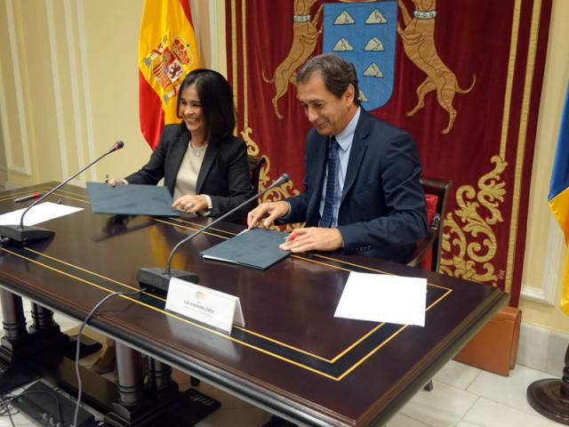 Casa África firma un convenio de colaboración con el Parlamento de Canarias