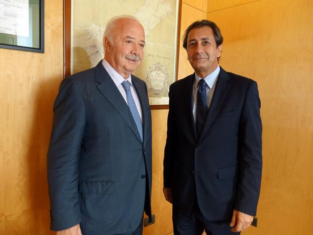 Luis Padrón visita la Autoridad Portuaria de Santa Cruz de Tenerife