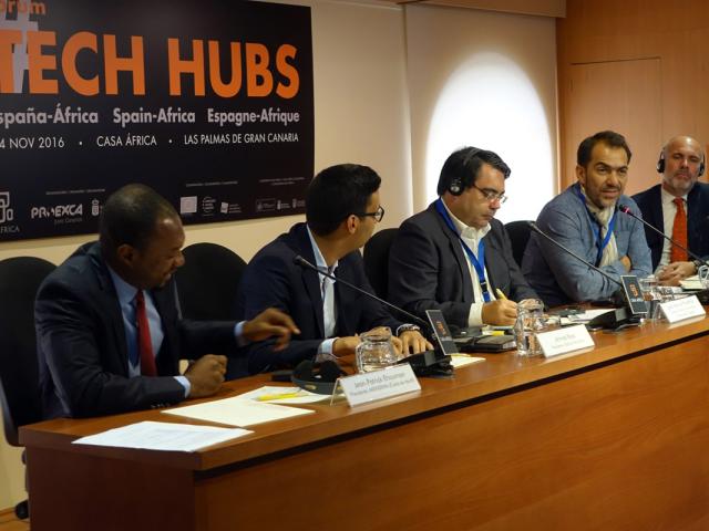 1104_techhubs07.jpg