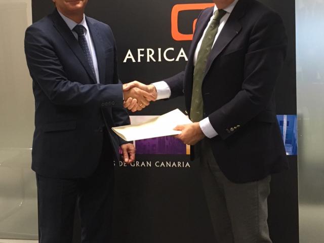 Casa África firma un convenio para la formación en emprendimiento en África