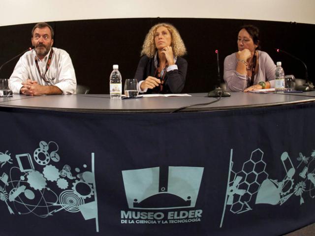 Khaled y Baloji congregan a más de 20.000 personas en la Fiesta Womad