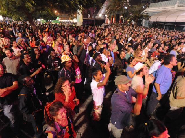 La maliense Oumou Sangaré cierra la edición más africana del WOMAD