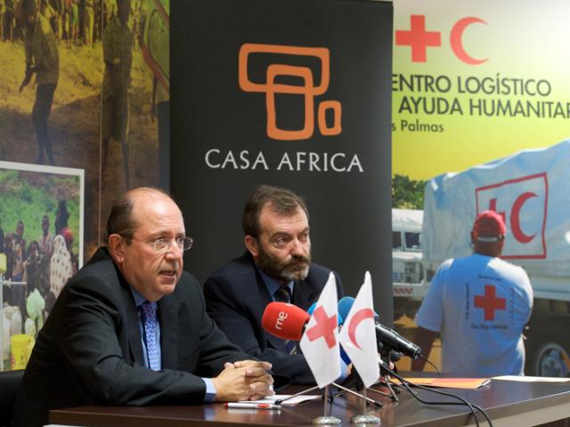 El papel de Canarias como plataforma solidaria con África, reforzado por un convenio de Cruz Roja y Casa África