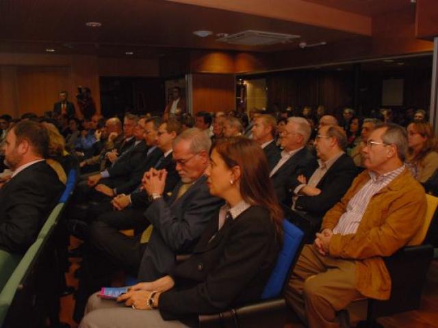 La Asociación Canaria Tricontinental de Cardiopatías Congénitas se presenta en Casa África