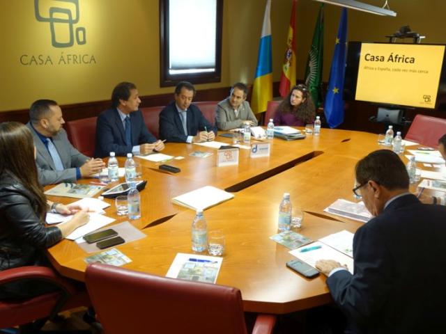 1204_firma-convenio-anesvad_2.jpg