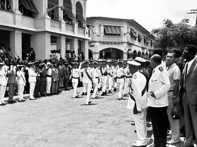 Casa África cierra en Malabo y Bata las celebraciones de los 50 años de independencia de Guinea Ecuatorial con una exposición de fotografías históricas de la Agencia EFE