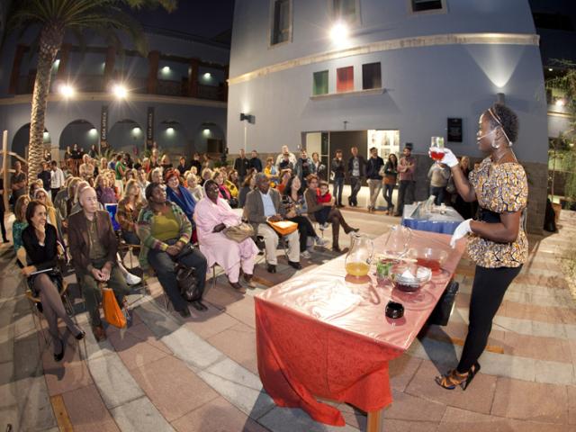 Los sabores africanos inundan el patio de Casa África