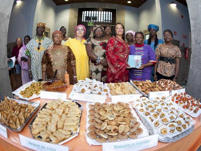 Los sabores africanos inundan el patio de Casa África