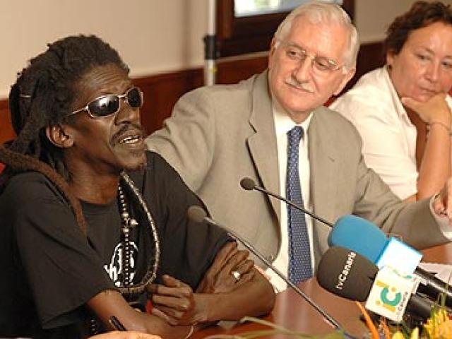 Concierto de Babacar Dieng & Diengoz y Cheikh Lô
