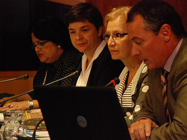Unicef presenta 'El Estado de la Infancia en África 2008' en Casa África
