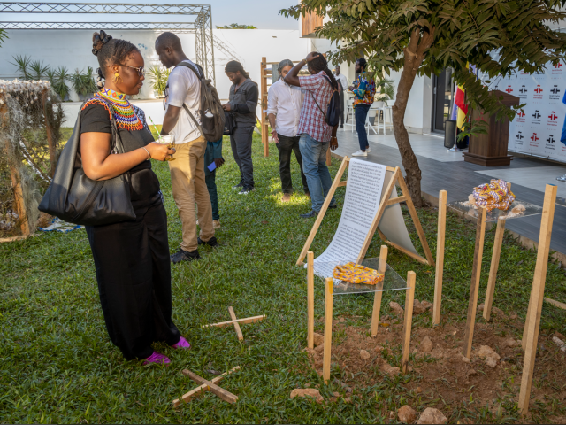 Momento de la inauguración en el Instituto Cervantes de Dakar