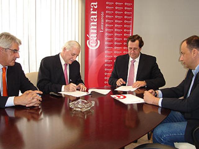 Casa África y la Cámara de Lanzarote firman un convenio de colaboración