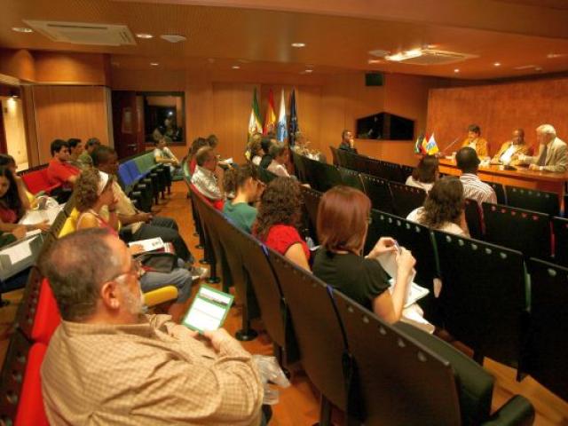 Literatura guineana actual con Donato Ndongo en Casa África