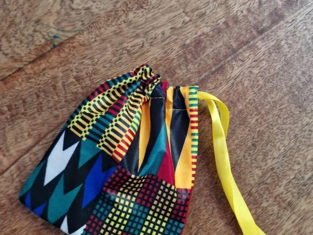 Kabila-Las bolsas para guardar las fichas del juego