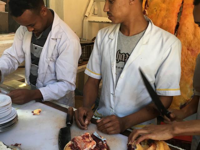 Comida típica, carne de vaca picada