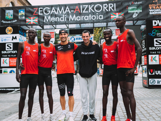 Atletas keniatas en Zegama