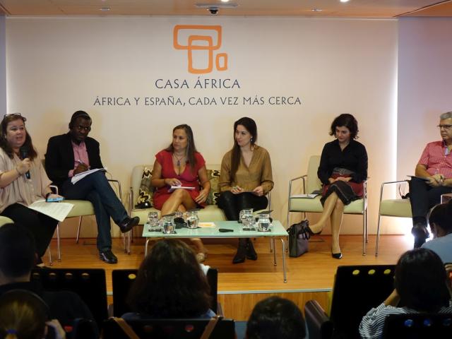 IX Encuentro de Biblioteconomía y Documentación: Sociedad digital y redes