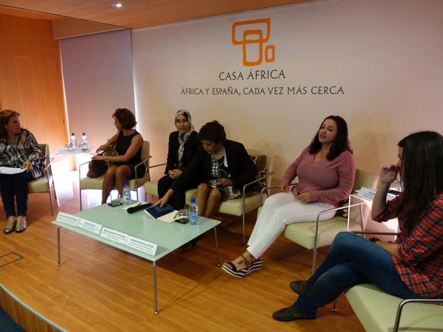 Mesa Redonda – Mujer y Ciencia
