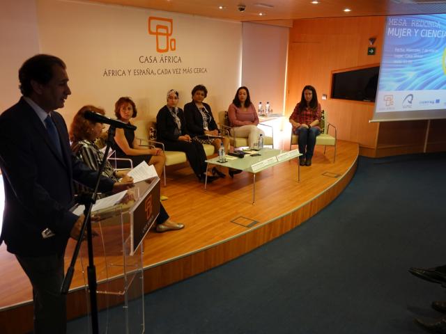 Mesa Redonda – Mujer y Ciencia