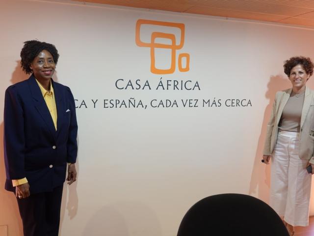 Embajadora de Sudáfrica y gerente de Casa África