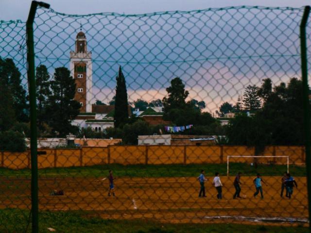 Futbol tras las verjas