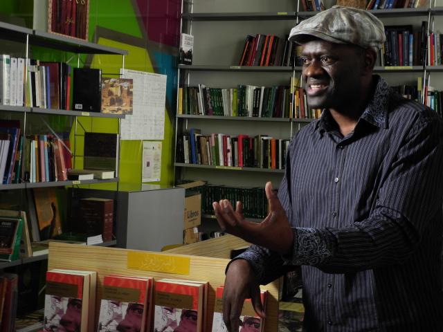 8. Alain Mabanckou en la Feria del Libro en Madrid con el programa de Literatura Letras Africanas de Casa África