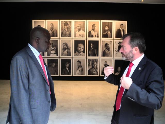 El embajador de Kenia en España, de visita en Casa África