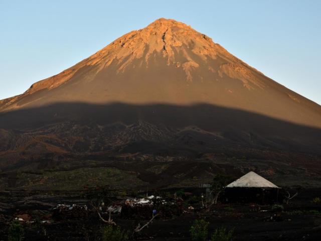 Viviendo a la sombra del volcán