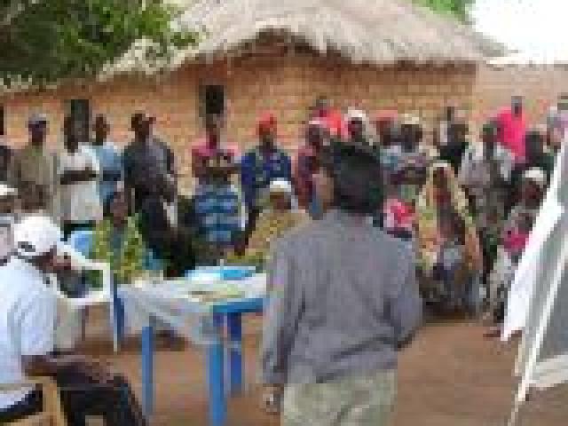 Mesa Redonda. Mujeres y microemprendimiento en África Subsahariana