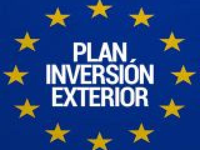 Presentación del Plan de Inversión Exterior de la UE a cargo del director de la AECID