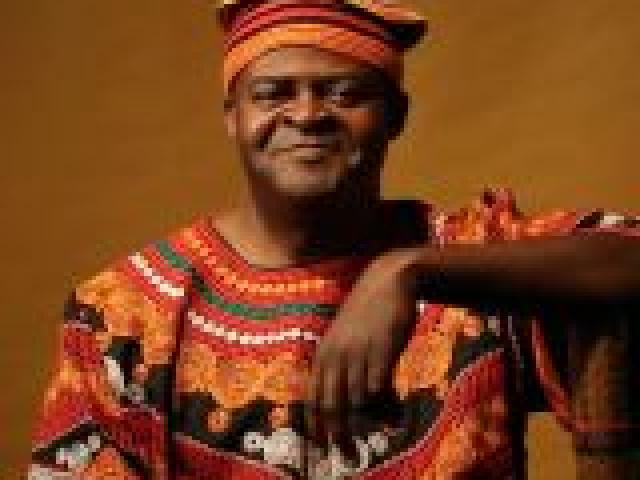 Cuentacuentos con Boniface Ofogo