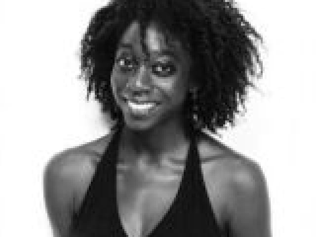 Gira de Akosua Adoma Owusu por España