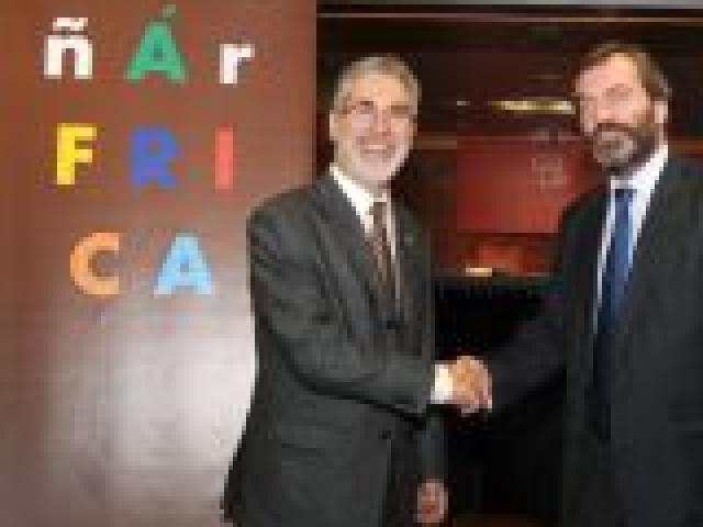 Presentación de 'Enseñar África'