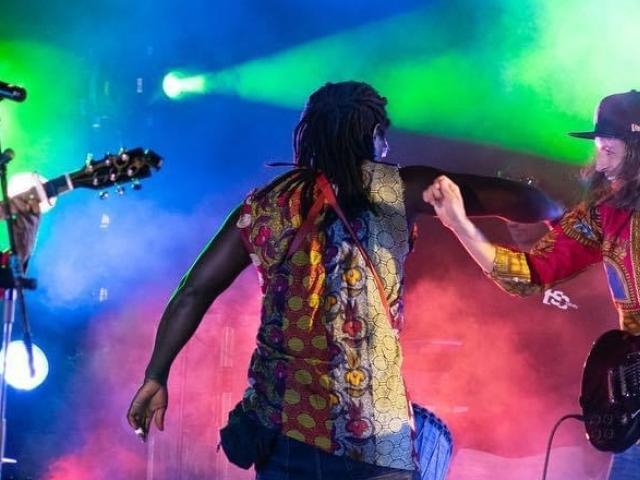 Concierto de Naby Zana Band