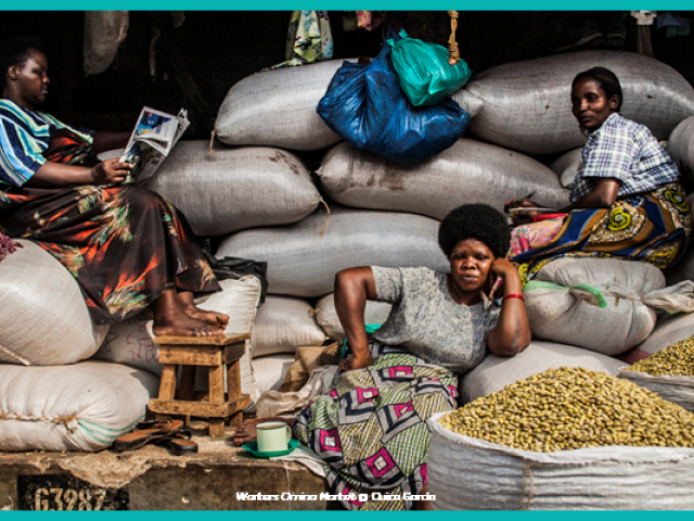 XIII Concurso Fotográfico 'Objetivo África': Los espacios públicos en África