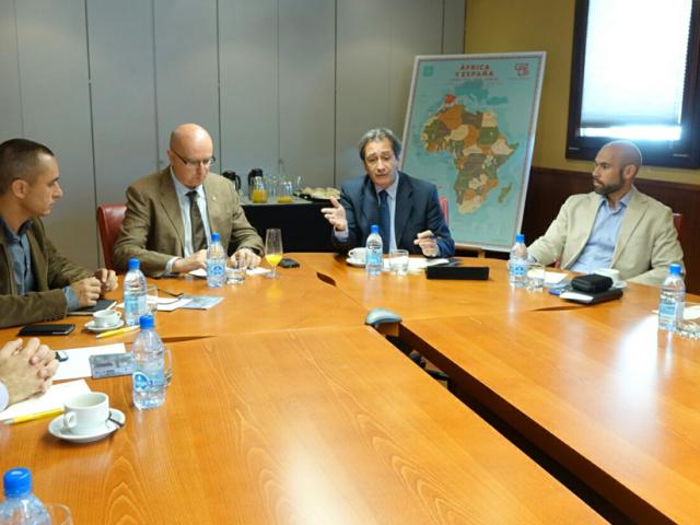 La directiva del Colegio de Agentes Comerciales de Las Palmas visita Casa África