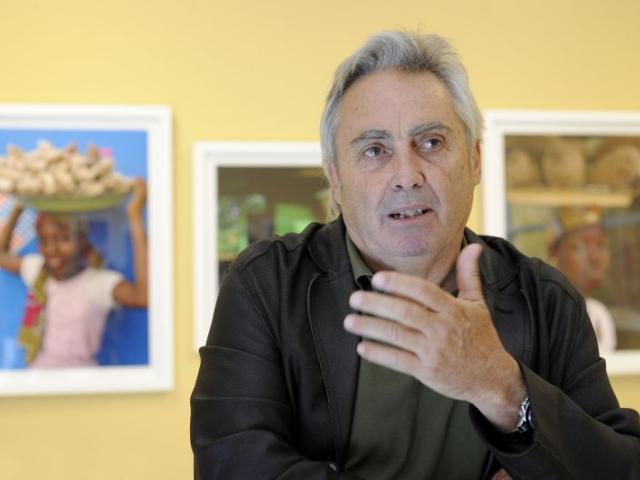 Casa África lleva los retratos de mujeres africanas de Ángel Luis Aldai a Tanzania
