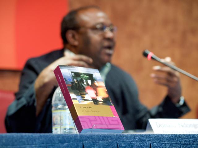 El escritor Donato Ndongo protagoniza la primera charla tras el verano del Club de Lectura
