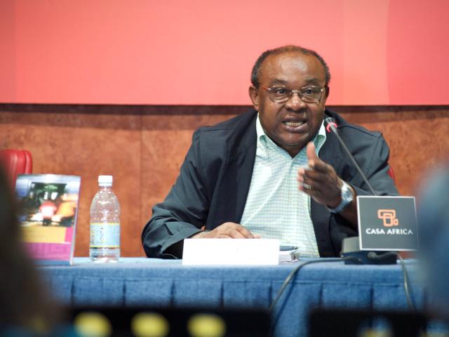 Casa África y Ediciones ElCobre presentan en Valencia 'Las tinieblas de tu memoria negra', de Donato Ndongo