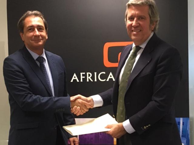 Casa África firma un convenio para la formación en emprendimiento en África