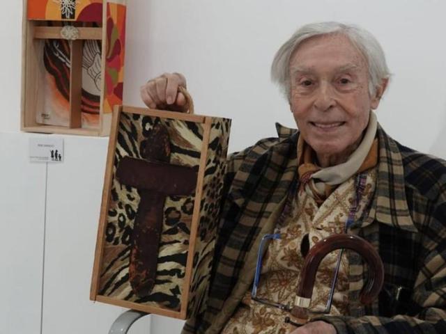 Arte encajado y solidario