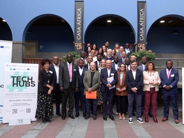 Colaborar con África en la transición digital, un reto decisivo para España