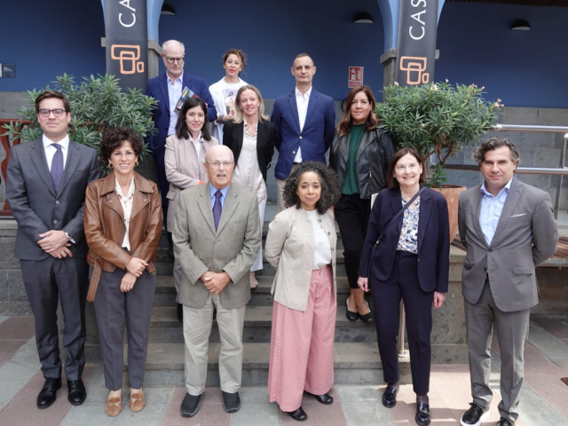 La embajadora de Estados Unidos en España visita Casa África