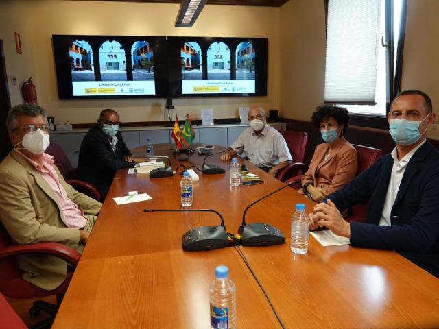 El Vicerrector de Internacionalización de la Universidad de Nouakchott visita Casa África