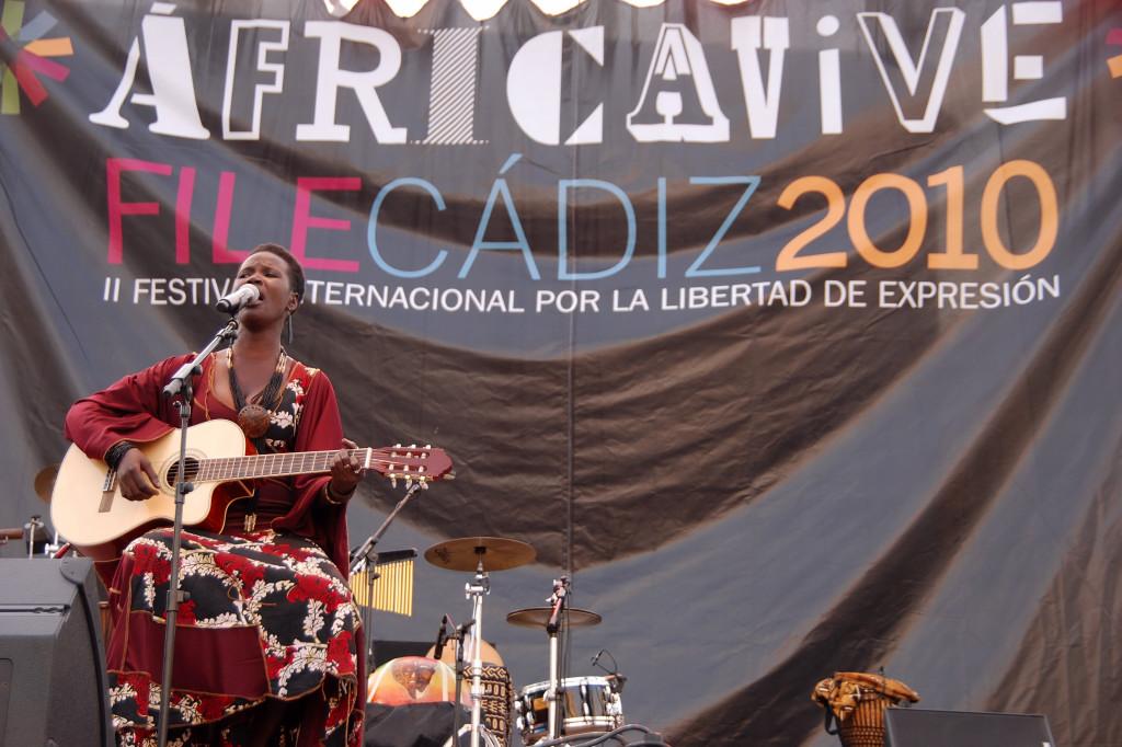 Conciertos Festival Internacional por la Libertad de Expresión (FILE) en Cádiz. África Vive, 2010